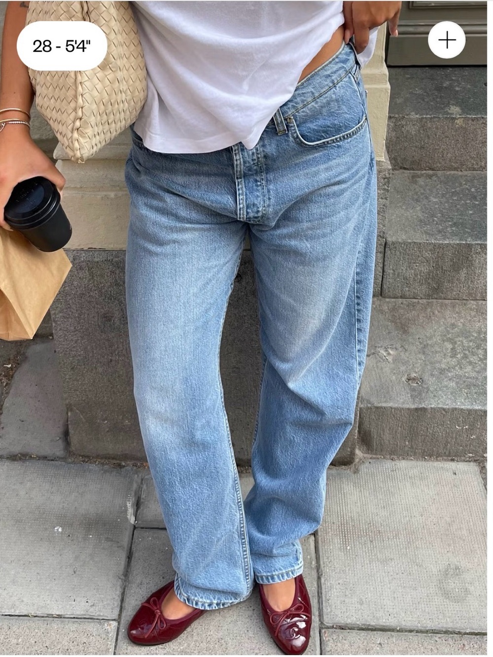 Djerf Avenue Relaxed Straight Jeans in Light Blue Wash